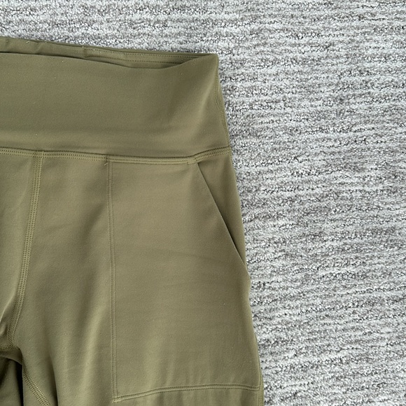 Lululemon Align Jogger - Picture 2 of 5